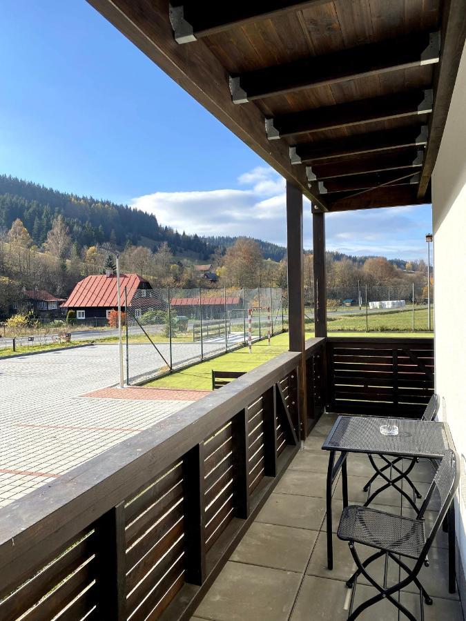 Appartement Polansky Dvur à Velké Karlovice Extérieur photo