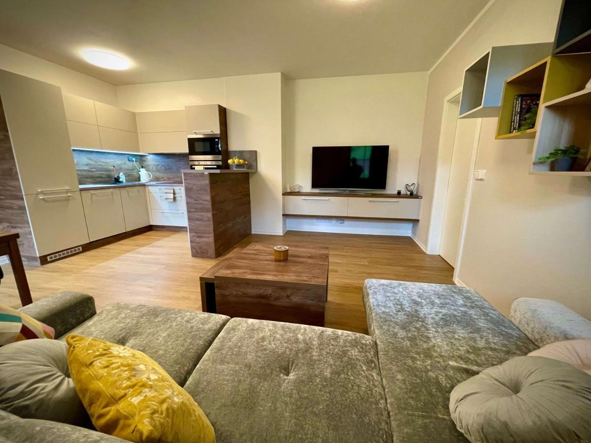 Appartement Polansky Dvur à Velké Karlovice Extérieur photo