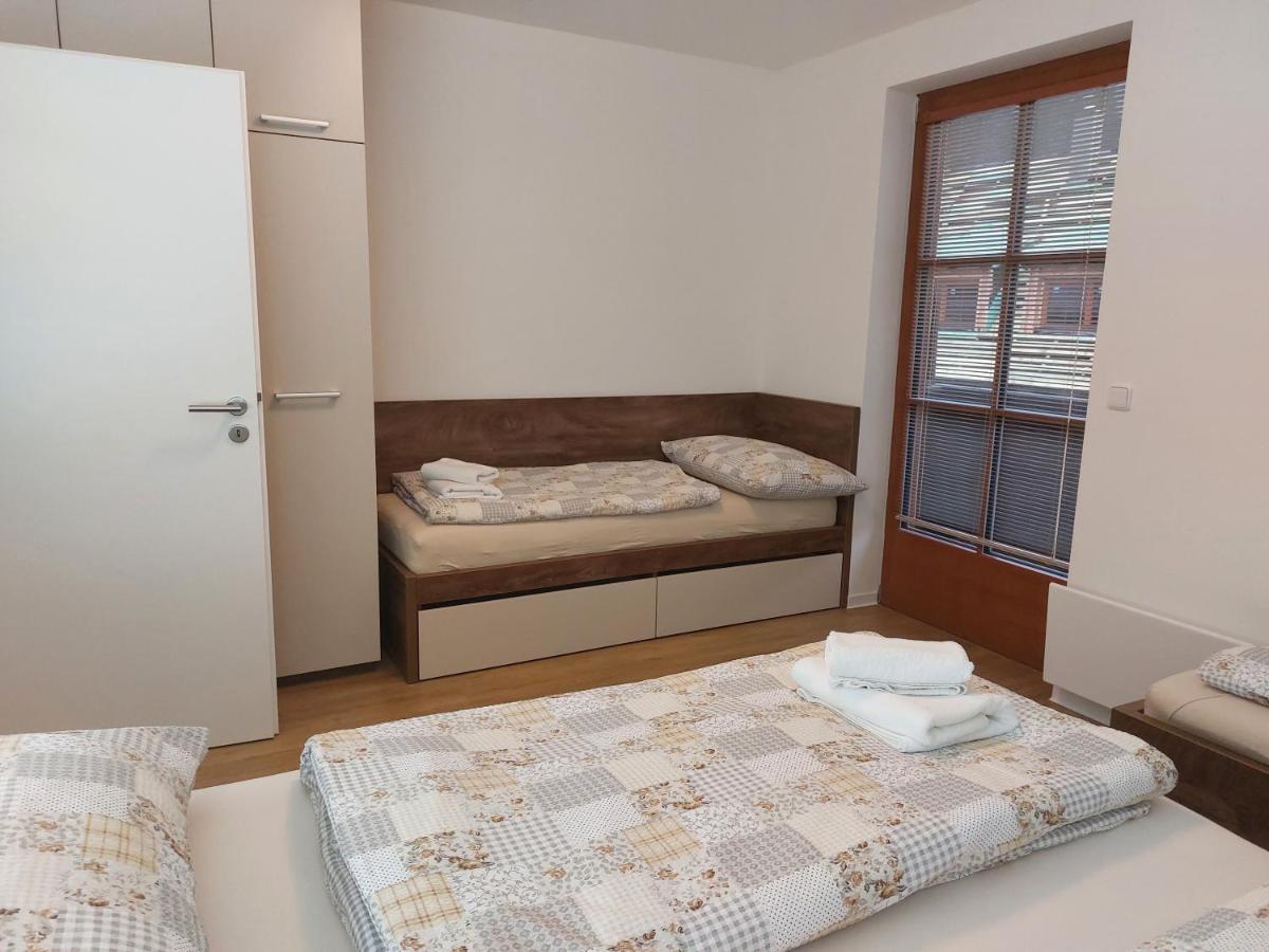 Appartement Polansky Dvur à Velké Karlovice Extérieur photo